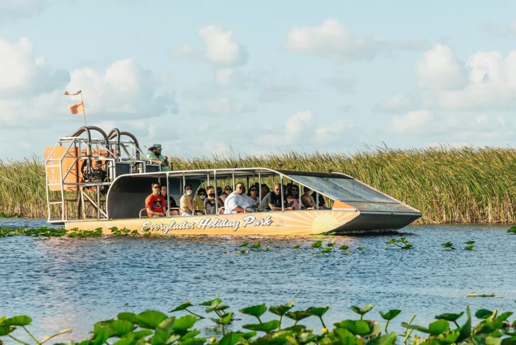 Airboat et spectacle d'alligators