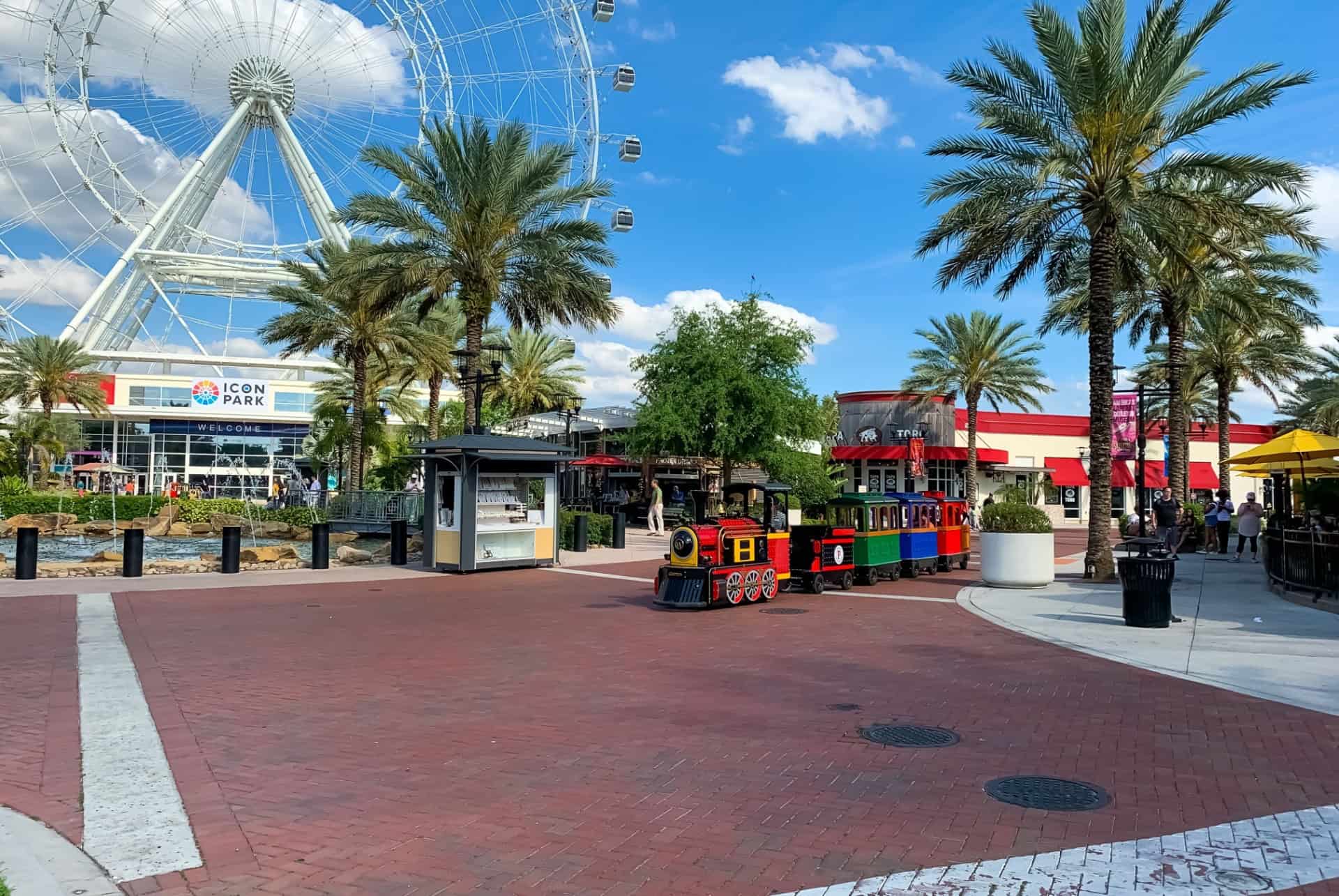 icon park orlando eye trolley