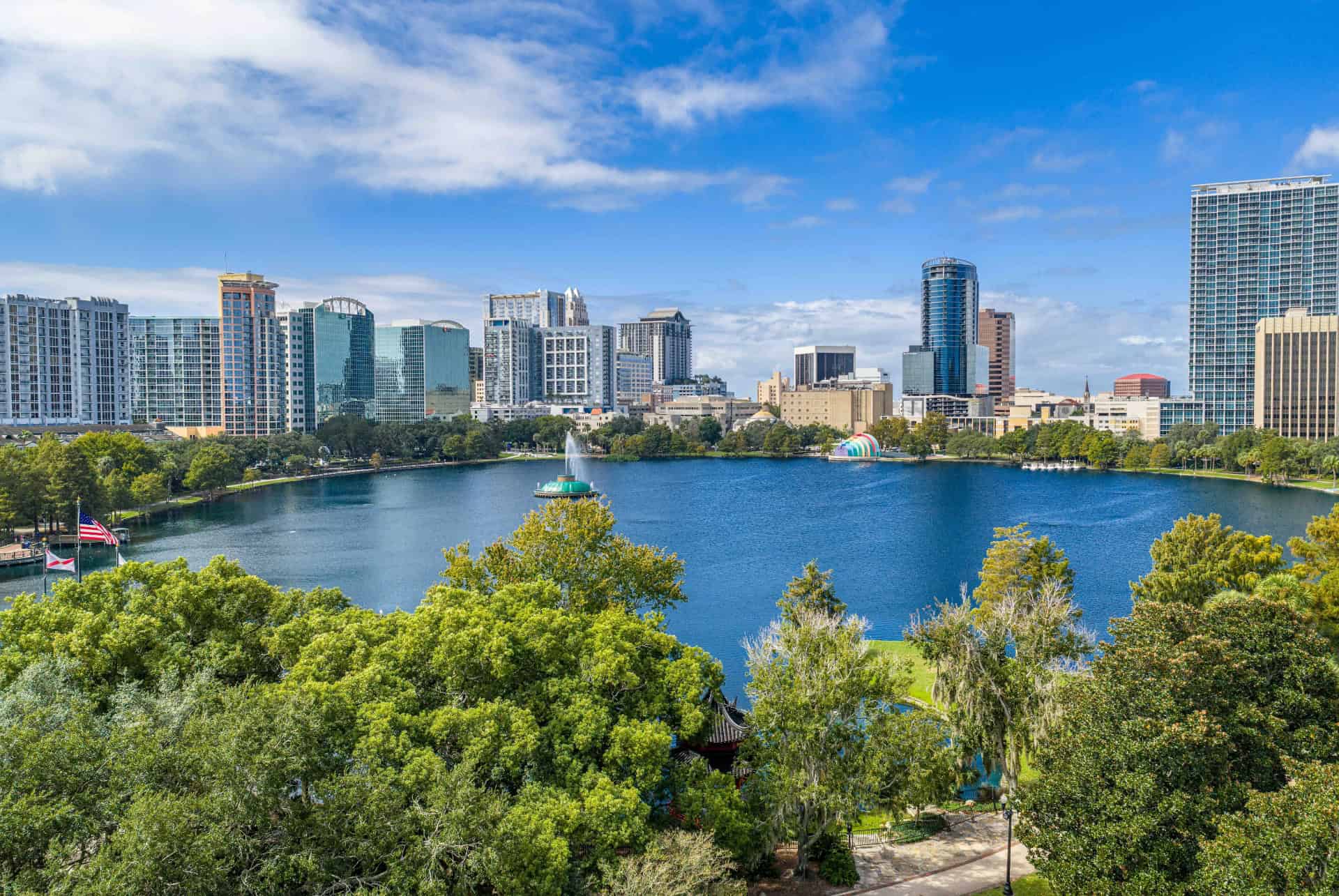 lake eola park downtown orlando