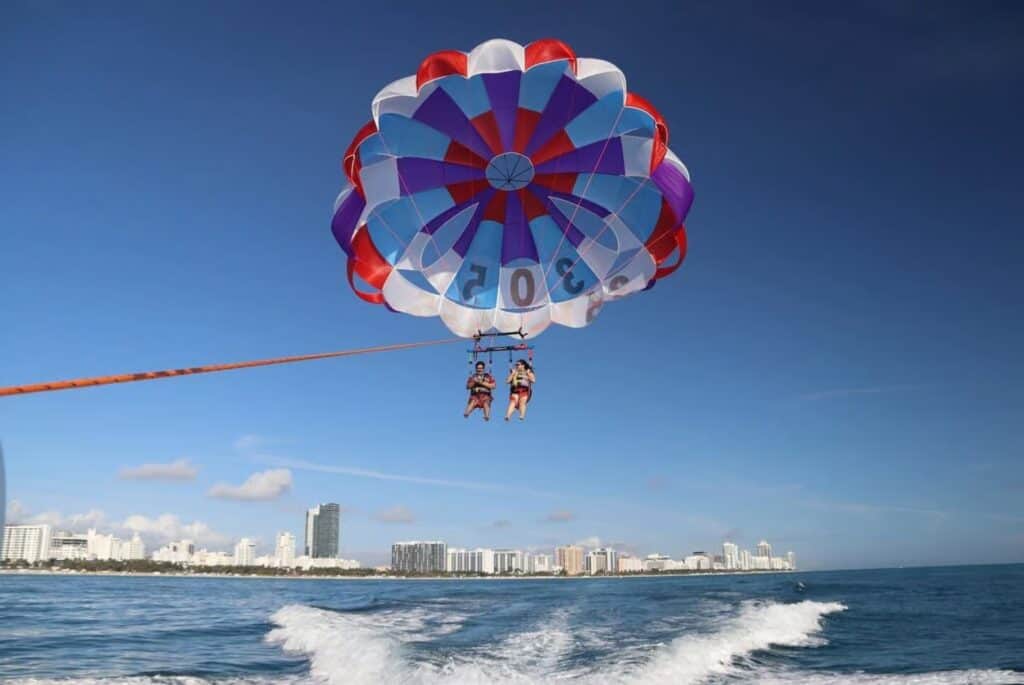 Parachute ascensionnel à South Beach