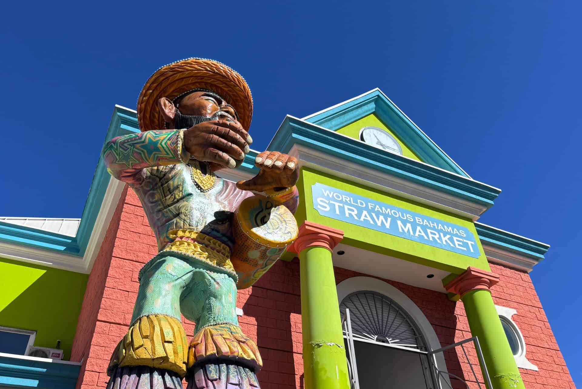 straw market nassau