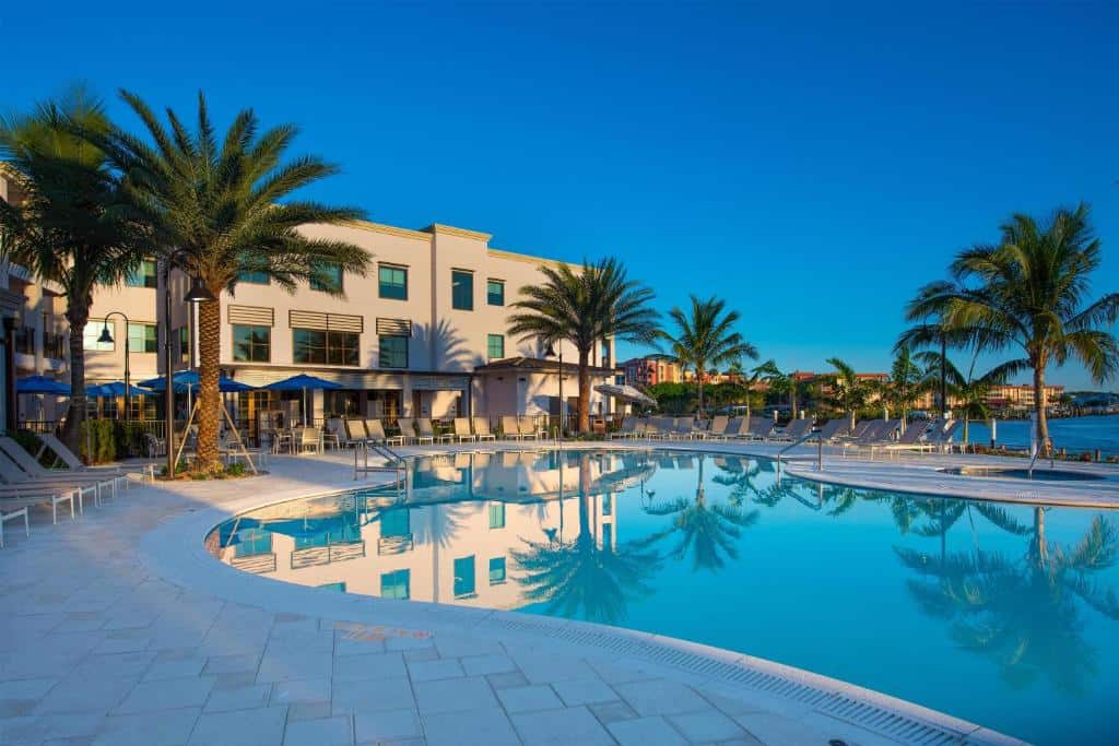 hyatt house naples 5th avenue